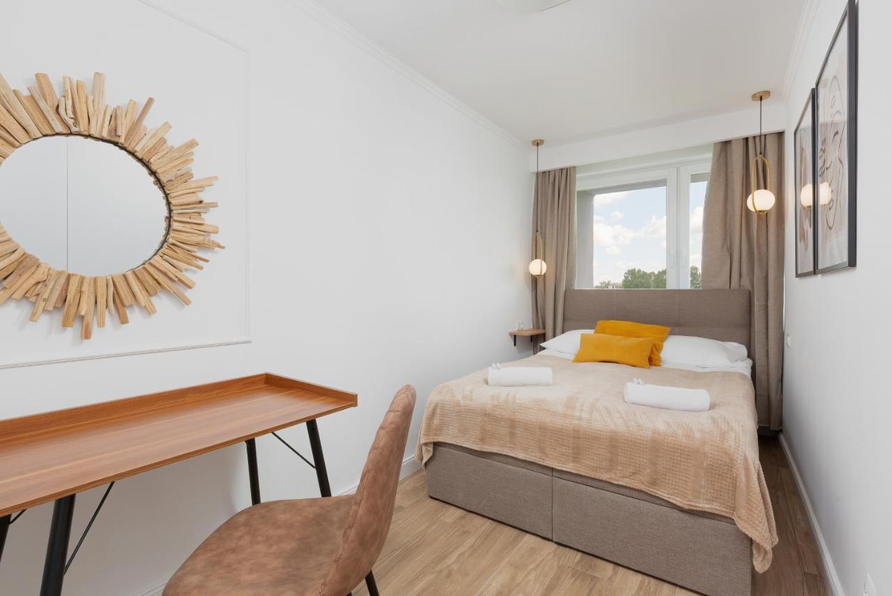 Metro Marymont Apartment By Noclegi Renters Warsaw Exterior photo