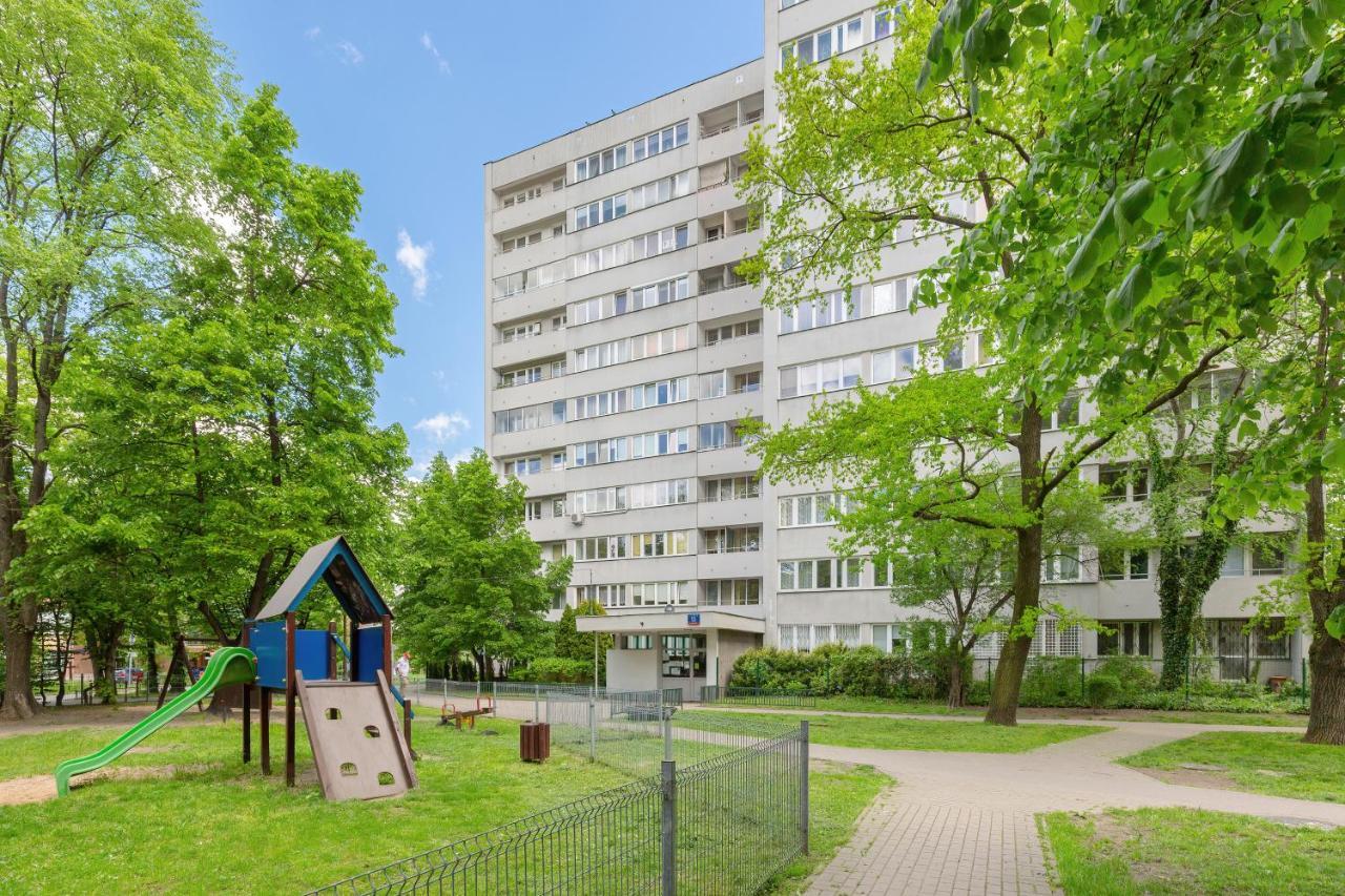 Metro Marymont Apartment By Noclegi Renters Warsaw Exterior photo